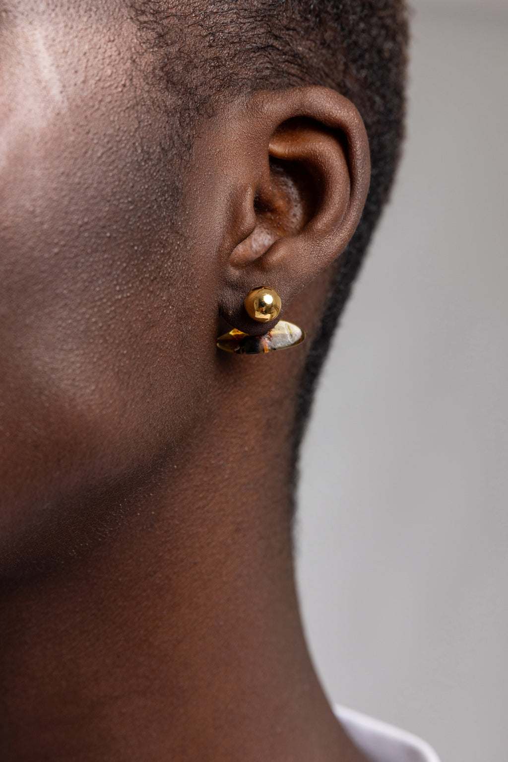 ARETES GOLD STUD DUO