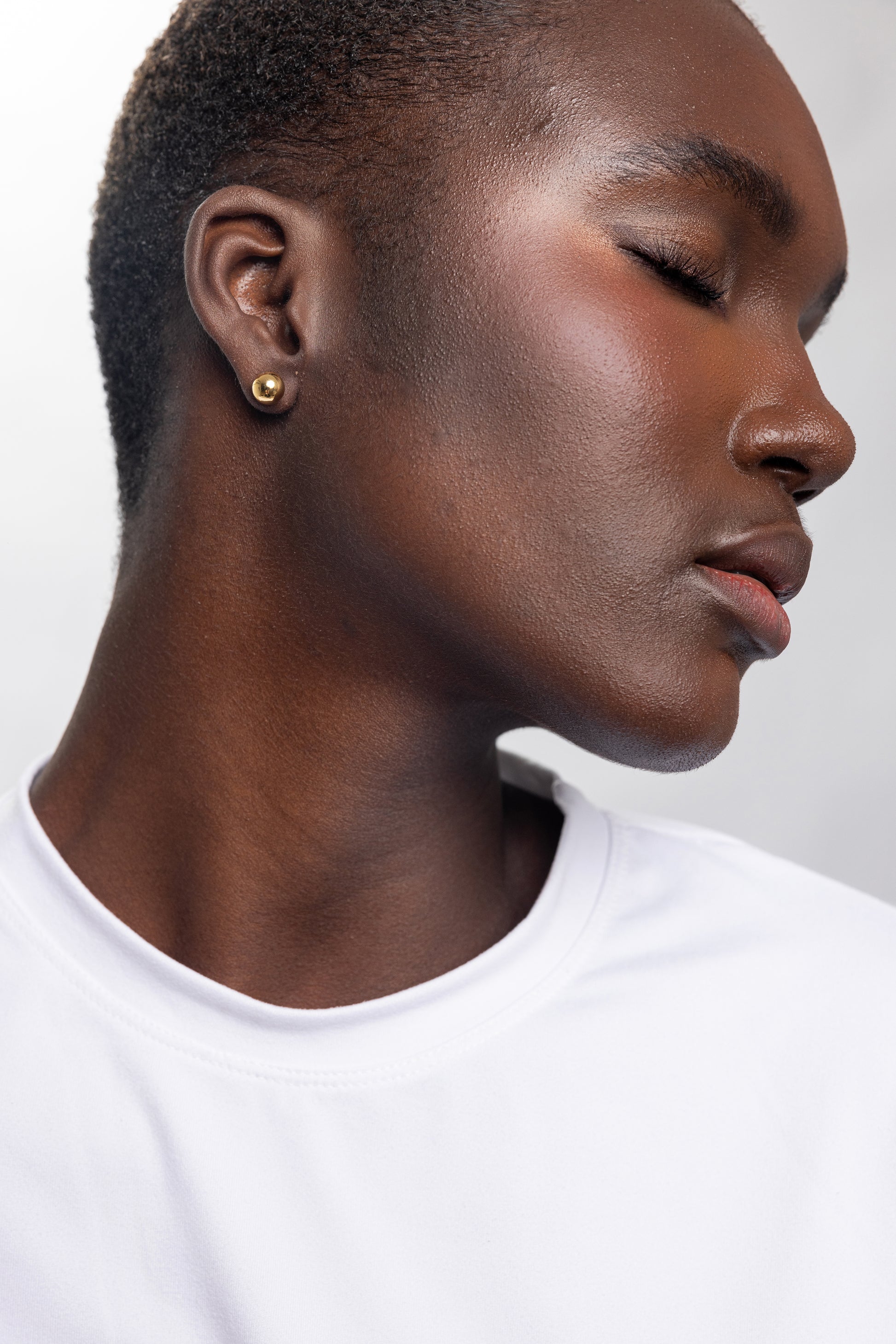 ARETES GOLD STUD DUO