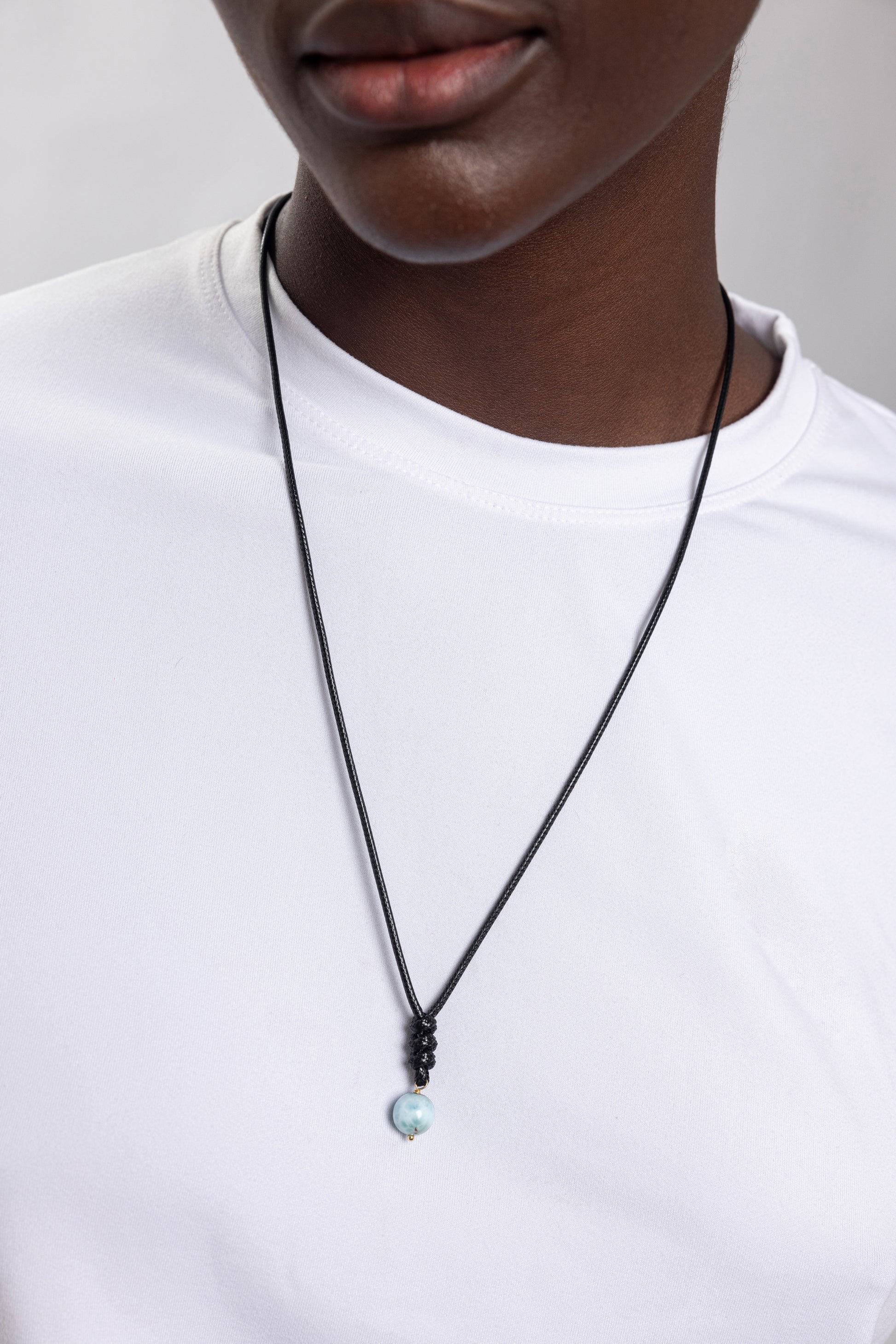 COLLAR CORDON NEGRO LARIMAR
