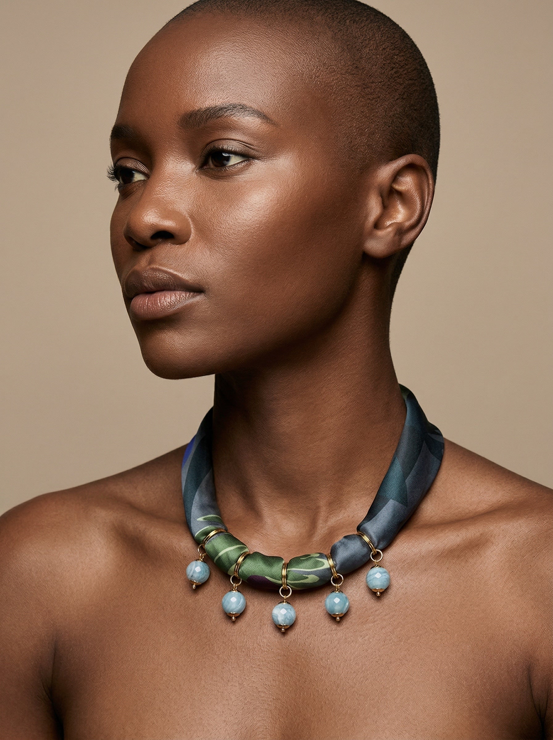 COLLAR PAÑOLETA CIGUAPA